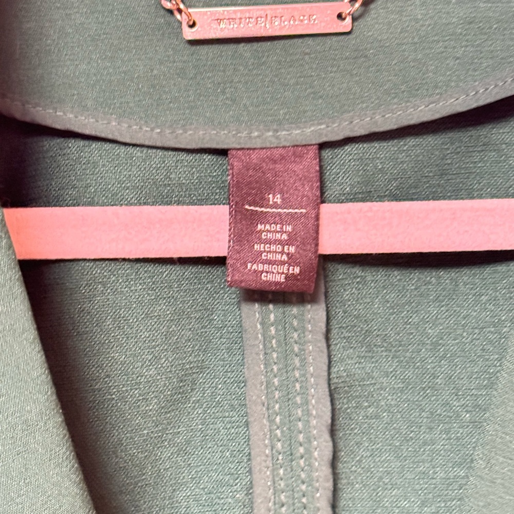 White House Black Market Green Blazer - Picture 3 of 6